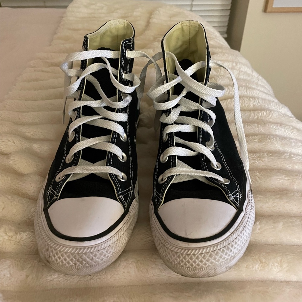 Women’s Black Converse